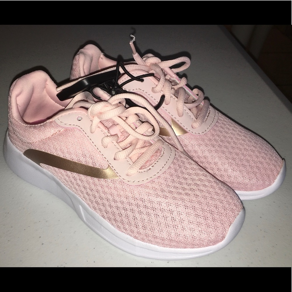 🌸New Girl’s Sneakers🌸